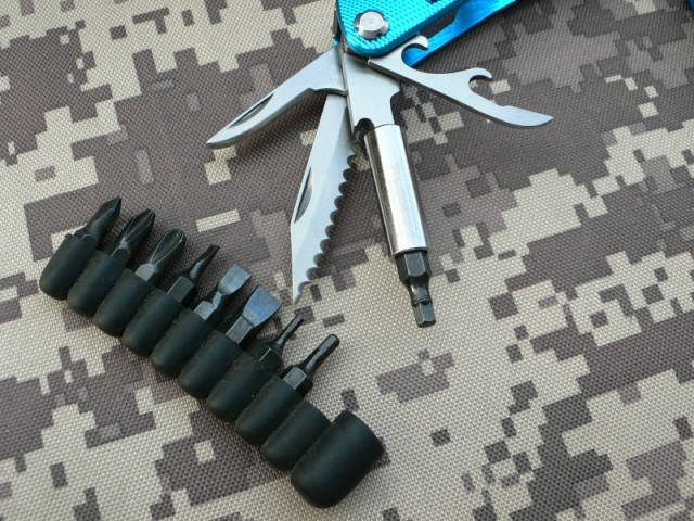 American Jeep blu color multifunctional combination pliers knife blue color UD06040